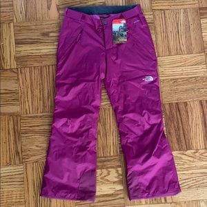 North Face ❄️ Girls Freedom Insulated Snow Pants